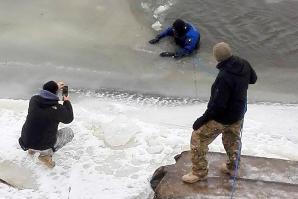 Hipotezy Rutkowskiego dotyczące losów Remigiusza Baczyńskiego: rzeka, gęsty las poligonowy czy ucieczka? 
