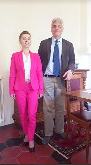 [VIDEO] Polce, poniżonej po raz kolejny przez włoską psycholog i prezesa sądu w Treviso, pomocy udziela za darmo jeden z najsłynniejszych włoskich adwokatów Andrea Coffari. To skutek publikacji Patriot24.net