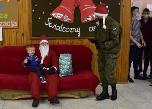 Mikołajkowy szturm Terytorialsów. Odwiedziny w placówkach opiekuńczych