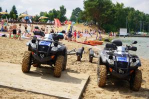 [VIDEO] Pokaz ratownictwa wodnego, podczas oficjalnego otwarcia plaży w Pieczyskach