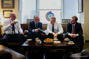 [VIDEO] Kwestie bezpieczeństwa w kontekście trwających konfliktów: na Ukrainie i na Bliskim Wschodzie oraz zrównoważony rozwój to tematy rozmów Prezydenta Andrzeja Dudy w siedzibie ONZ w Nowym Jorku