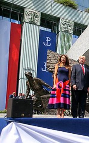 [VIDEO] Prezydent USA w Warszawie: Stajemy ramię w ramię broniąc artykułu 5