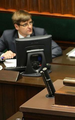 Premier Beata Szydło w Sejmie: Polskie rodziny mogą godnie żyć