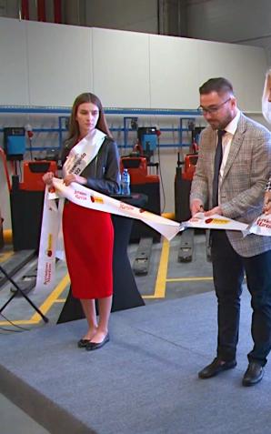 [VIDEO] Biedronka inwestuje w nowe centrum dystrybucji w Stawigudzie pod Olsztynem. Zatrudni tam 600 pracowników