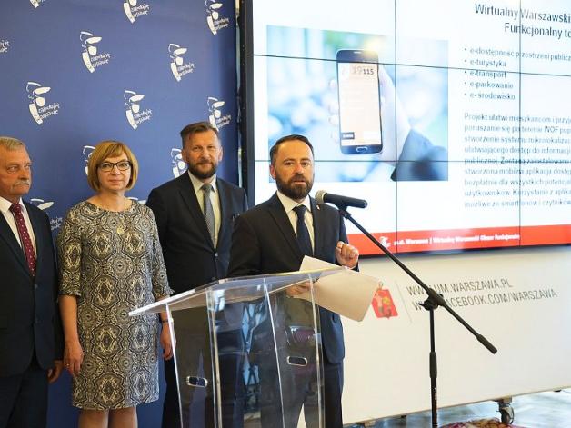 Warszawa i okolice w smartfonie