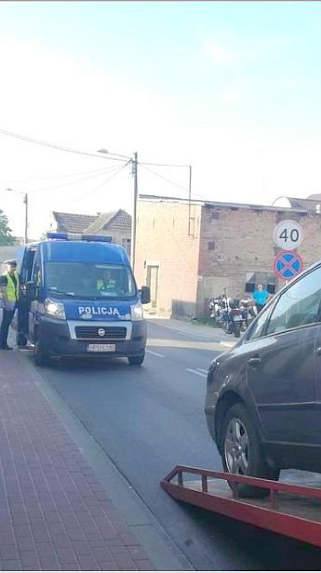 [VIDEO] Pijany kierowca zatrzymany po policyjnym pościgu motocyklowym!